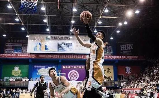 制定篮球交流计划以促进个人技能发展的方法_0