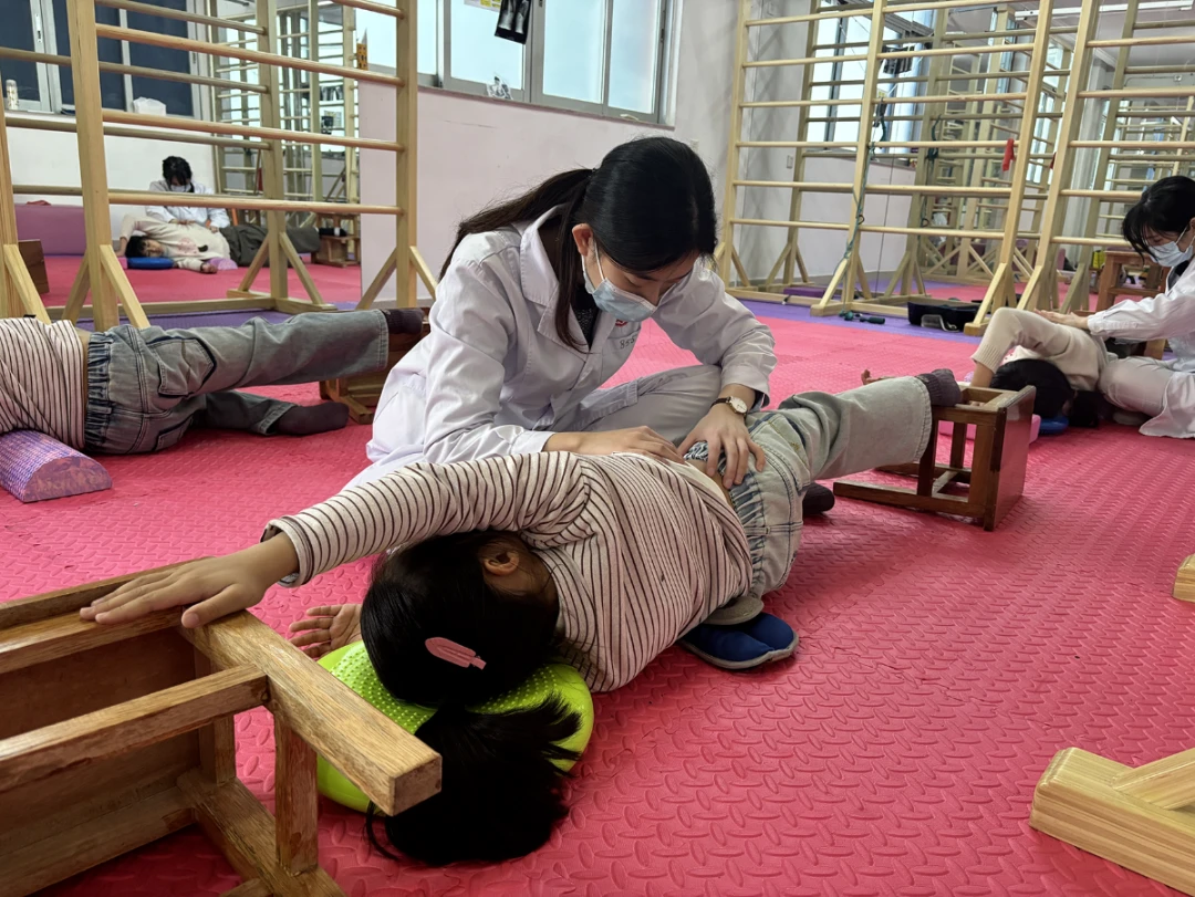 如何从篮球榜样身上学到团队合作精神_1